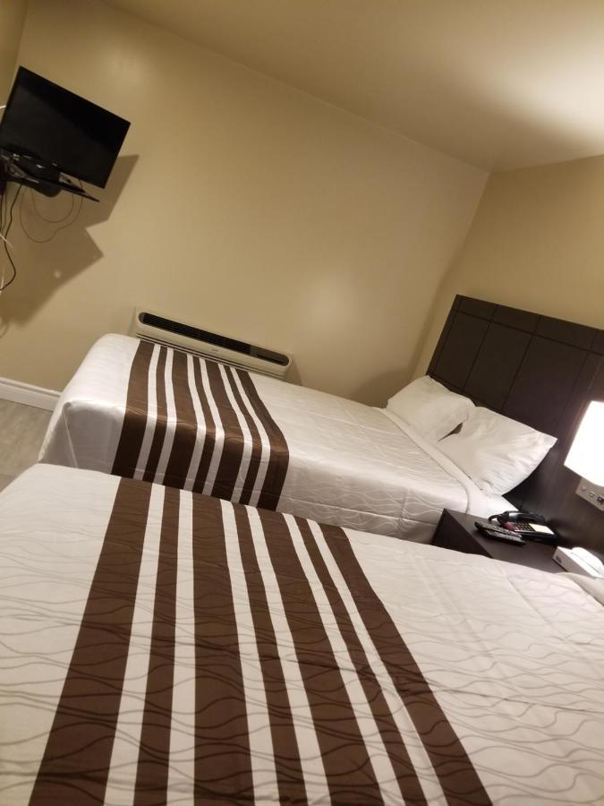 Silver Maple Motel Haliburton Luaran gambar